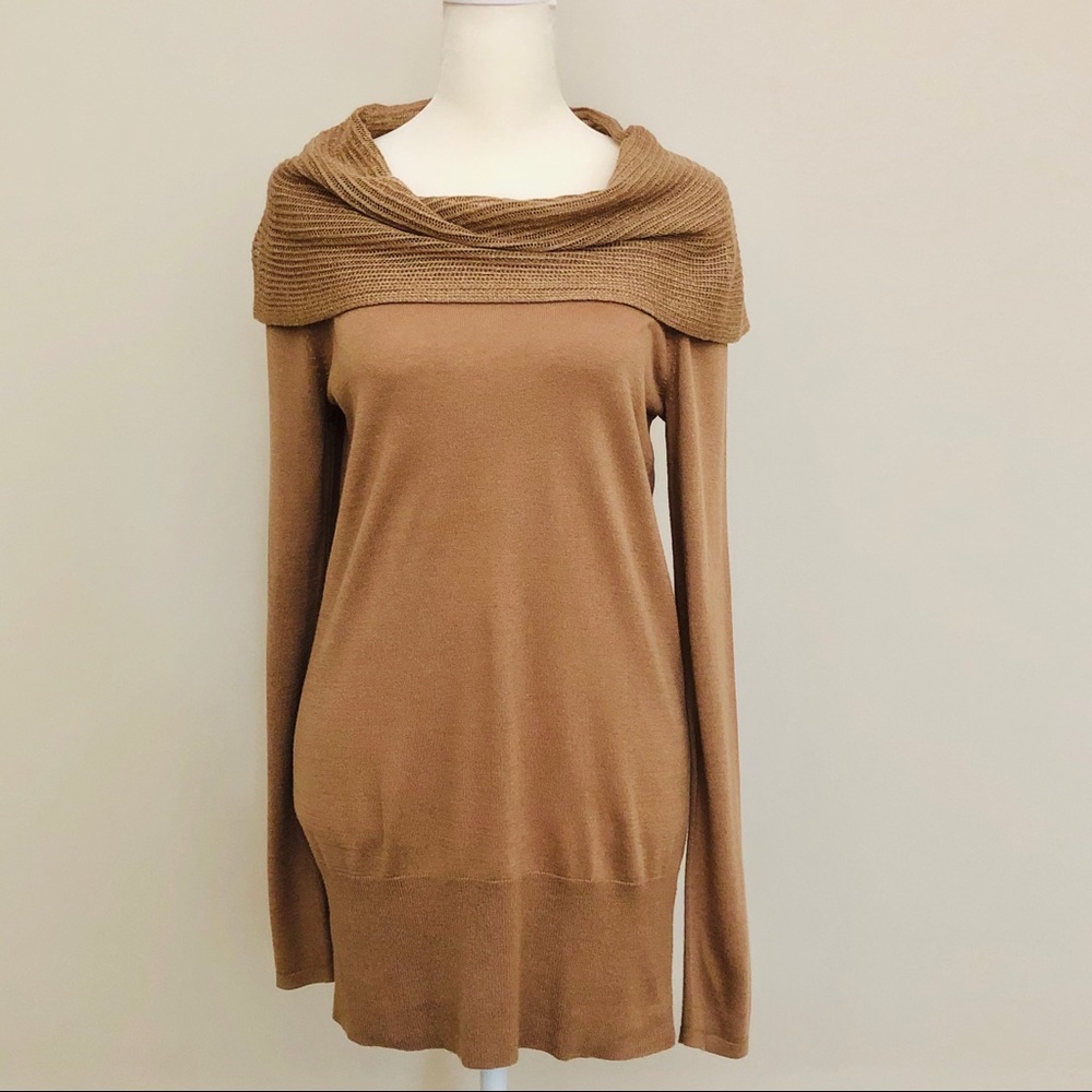 T Tahari Sweater Camel with Shimmer Collar